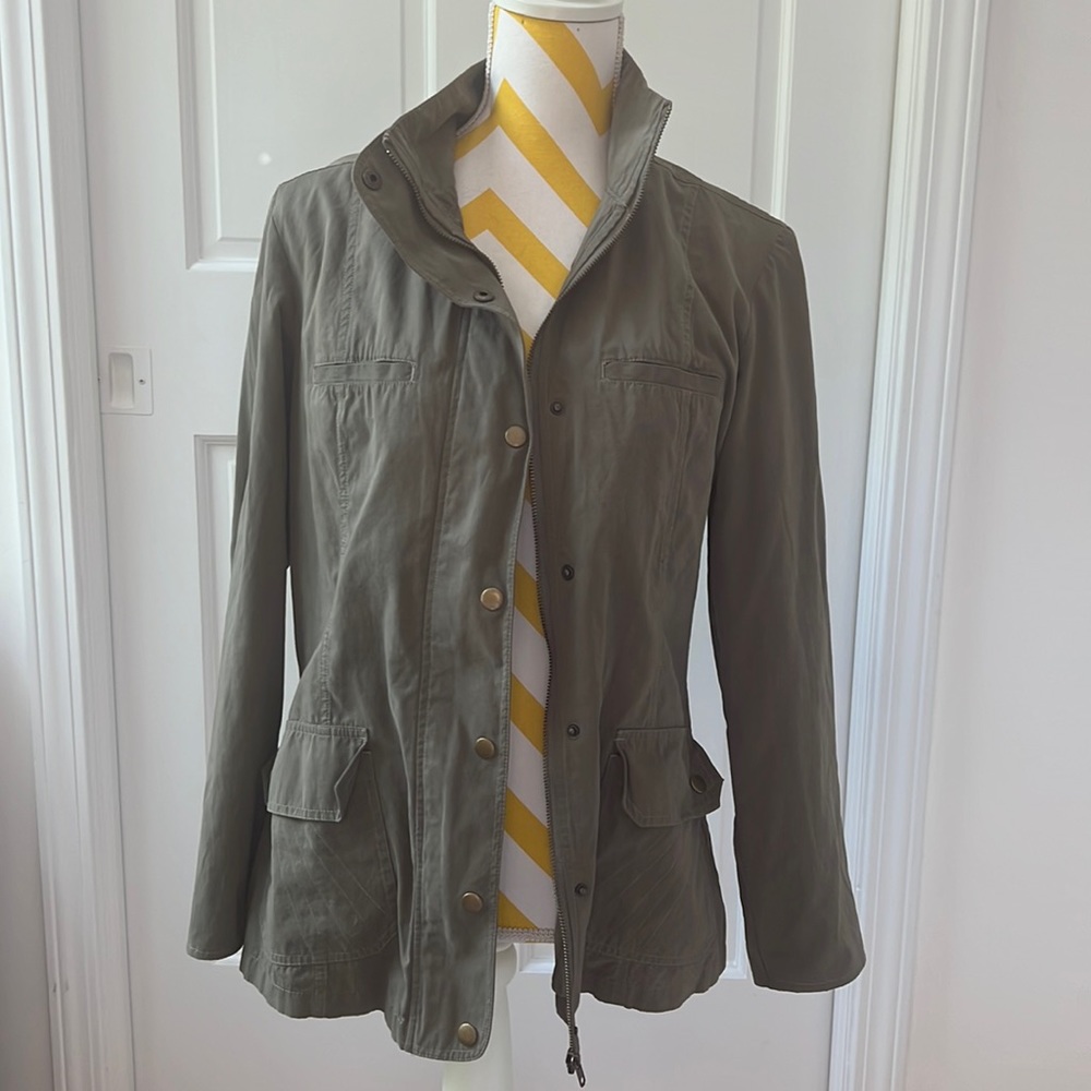 Army green fall utility jacket
